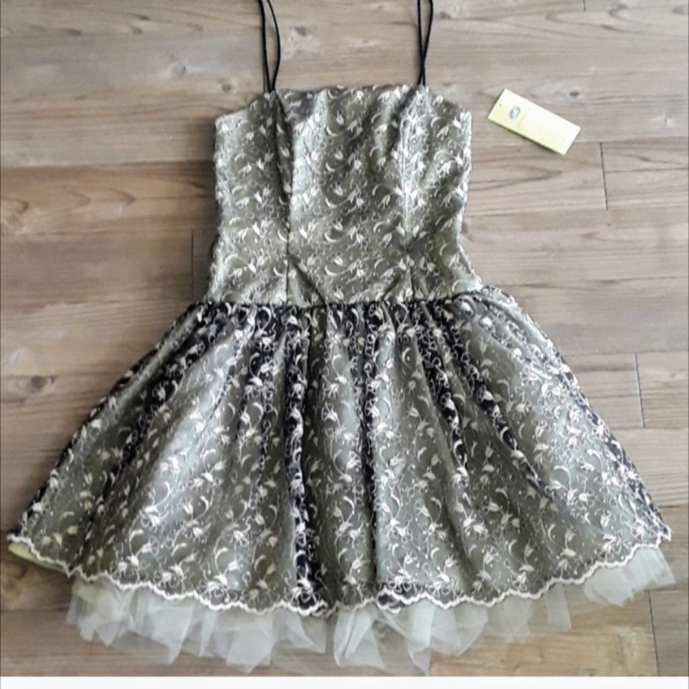 NWT Aspeed Party Dress, size Small Homecoming